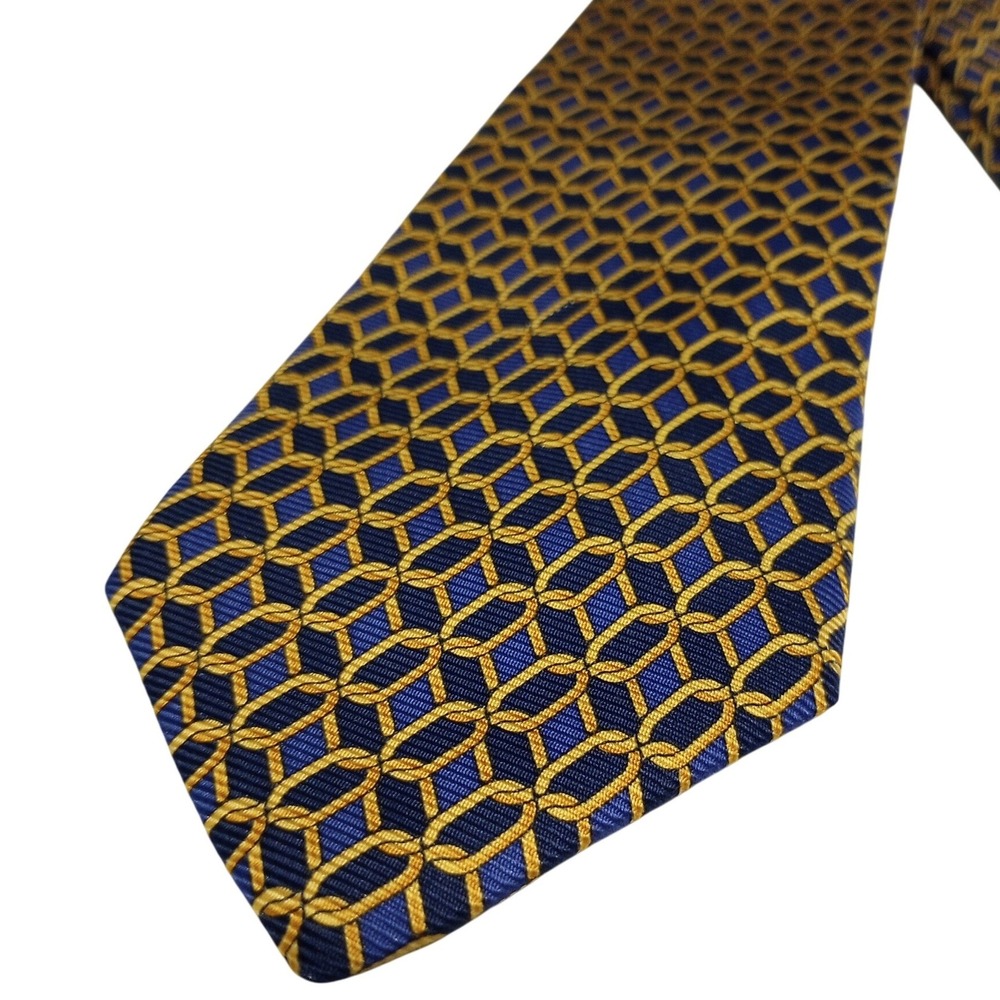 Brooks Brothers Silk Tie Mens Navy Blue Gold Geometric Chain Pattern Made in USA